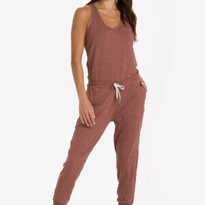 Vuori Casual Sleeveless Jumpsuit